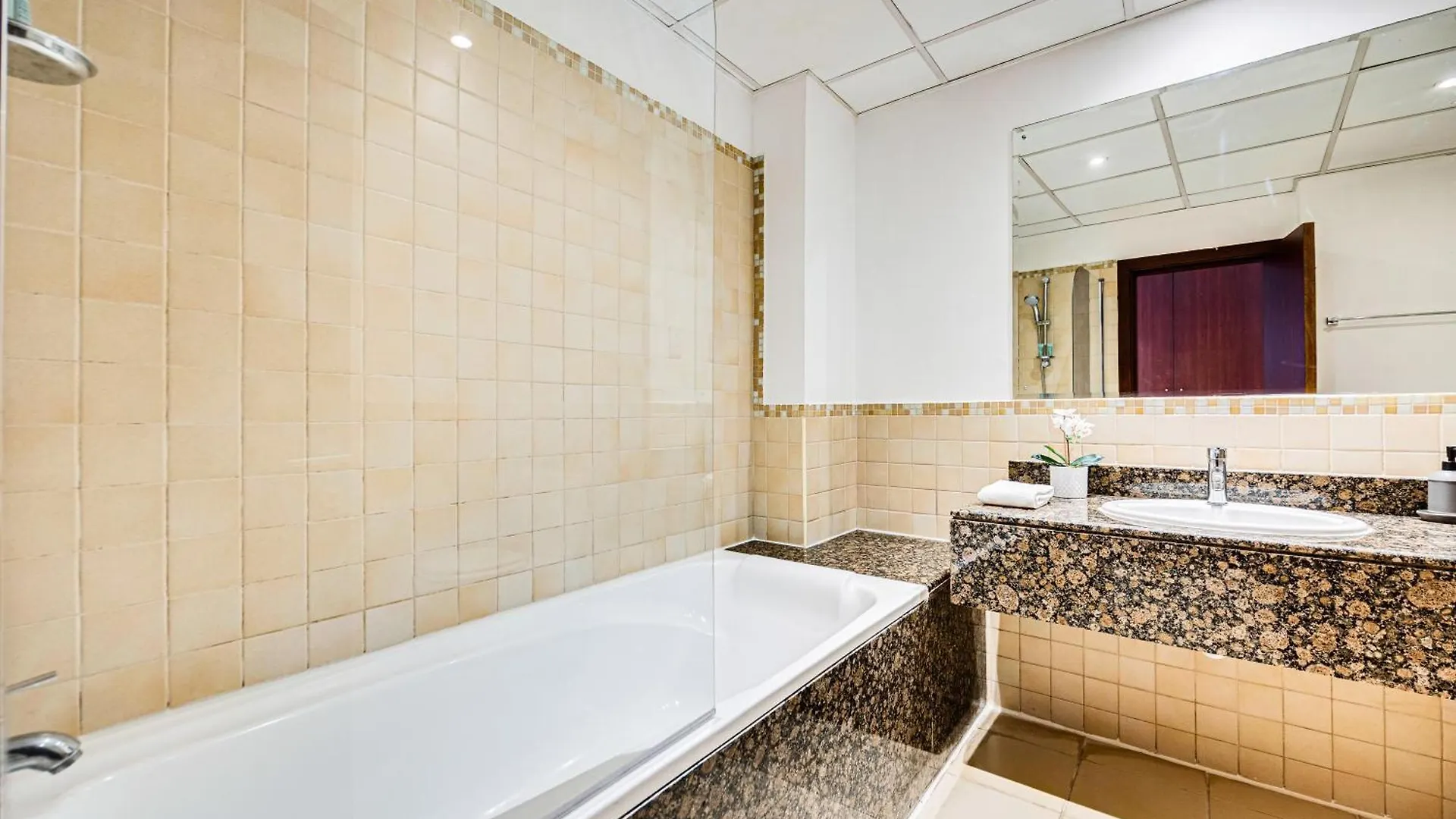 Delightful Apartment Near The Jbr 두바이 아랍에미리트