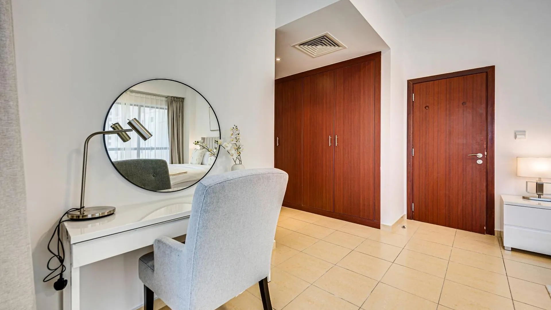 Delightful Apartment Near The Jbr 두바이 아랍에미리트