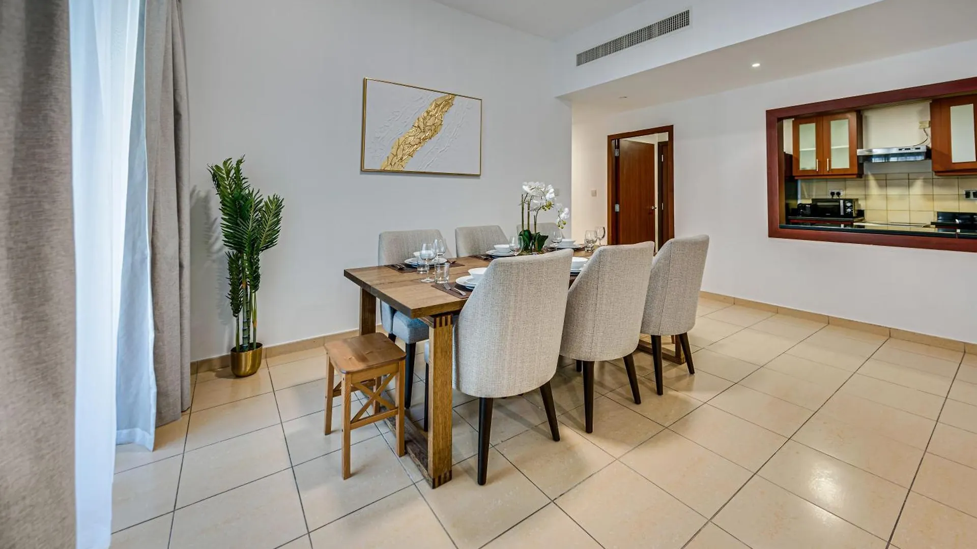 Delightful Apartment Near The Jbr Dubai