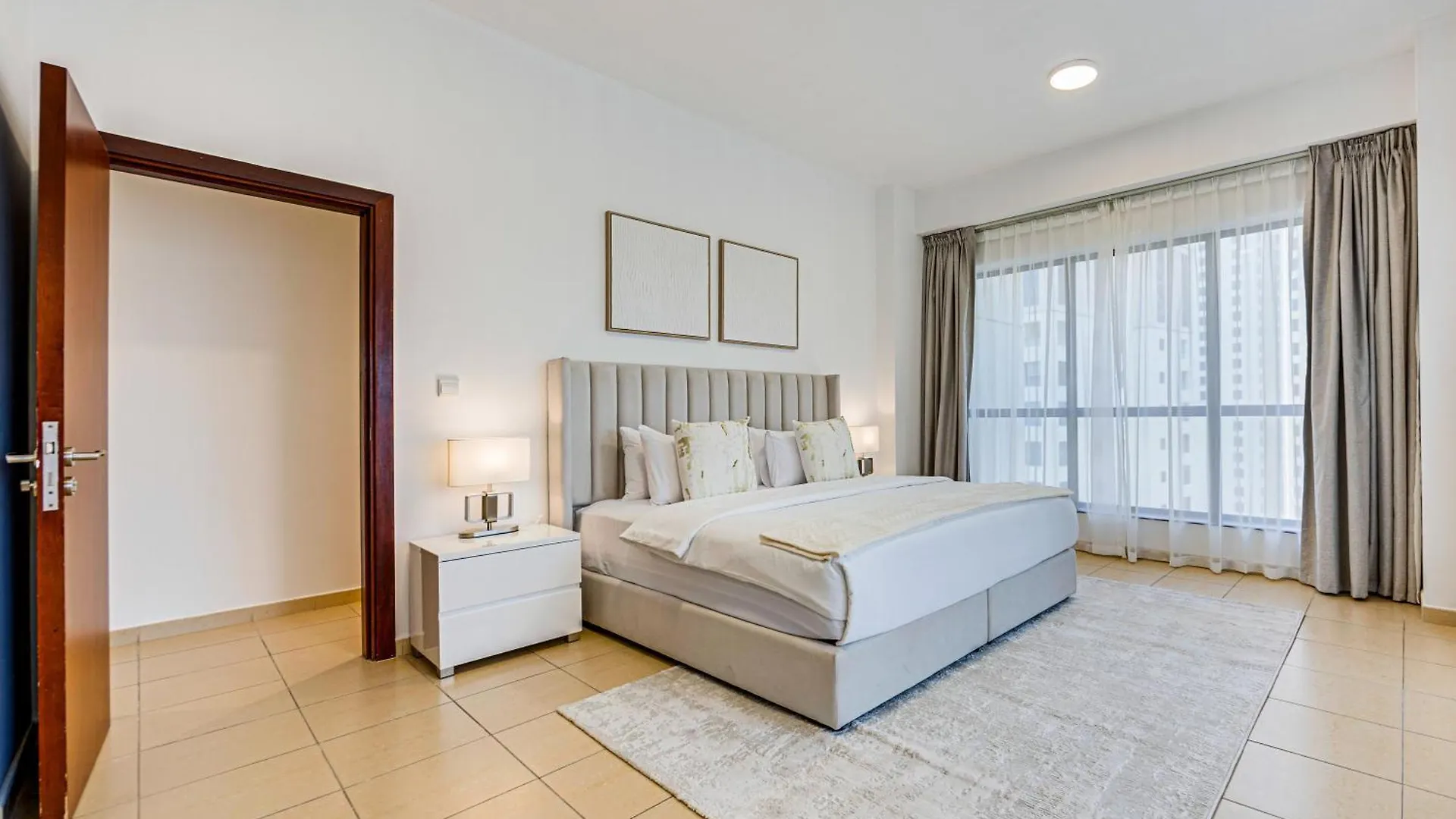 Delightful Apartment Near The Jbr Dubai